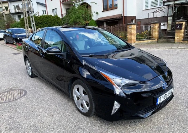 Toyota Prius cena 64900 przebieg: 225000, rok produkcji 2016 z Białystok małe 631